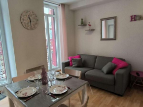Appartement lumineux avec balcon, parking et casier à skis - FR-1-812-17